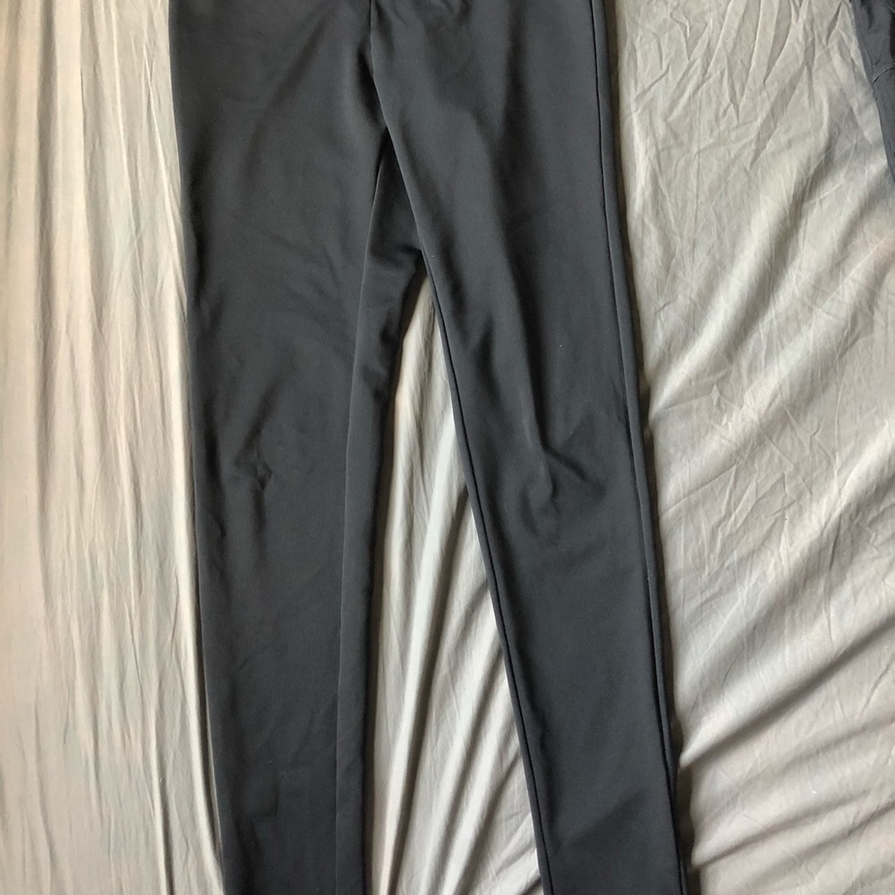 Athletic wear - Picture 3 of 7